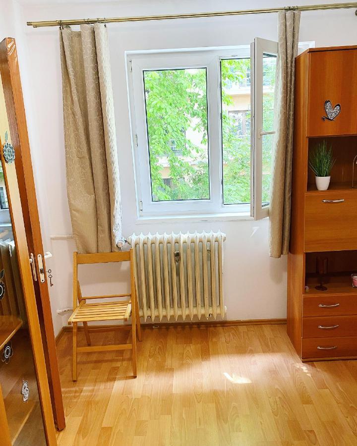 Appartement Casa Andu Piata Alba Iulia à Bucarest Extérieur photo